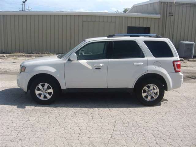 2009 Ford Escape Limited 4dr SUV V6